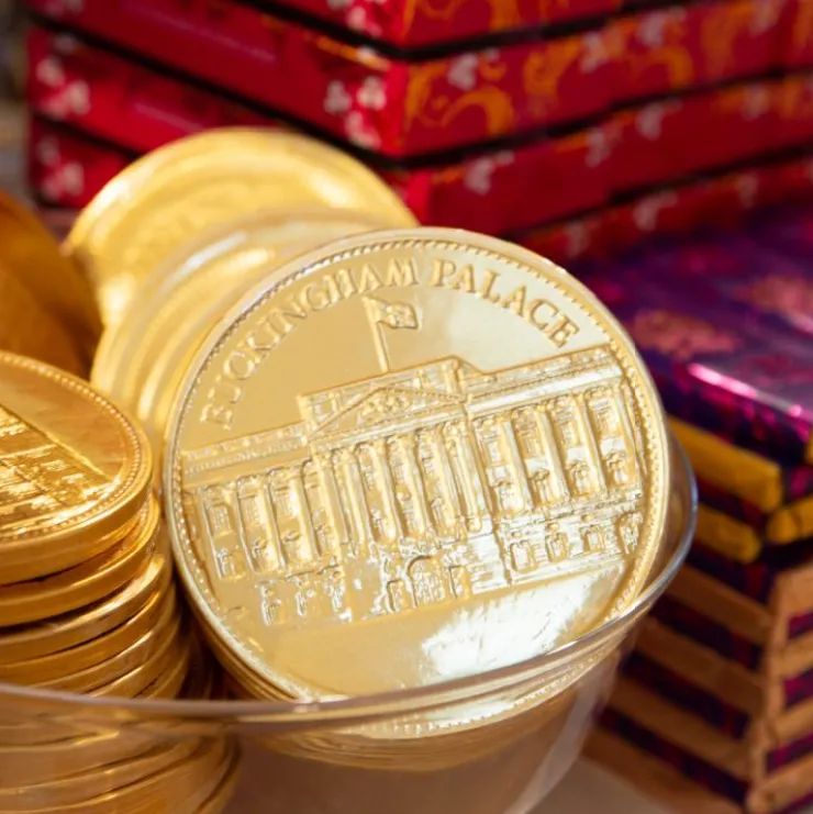 Buckingham Palace Chocolate Coin*Royal Collection Shop Best