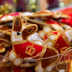 Buckingham Palace Corgi In Coat Decoration*Royal Collection Shop Clearance