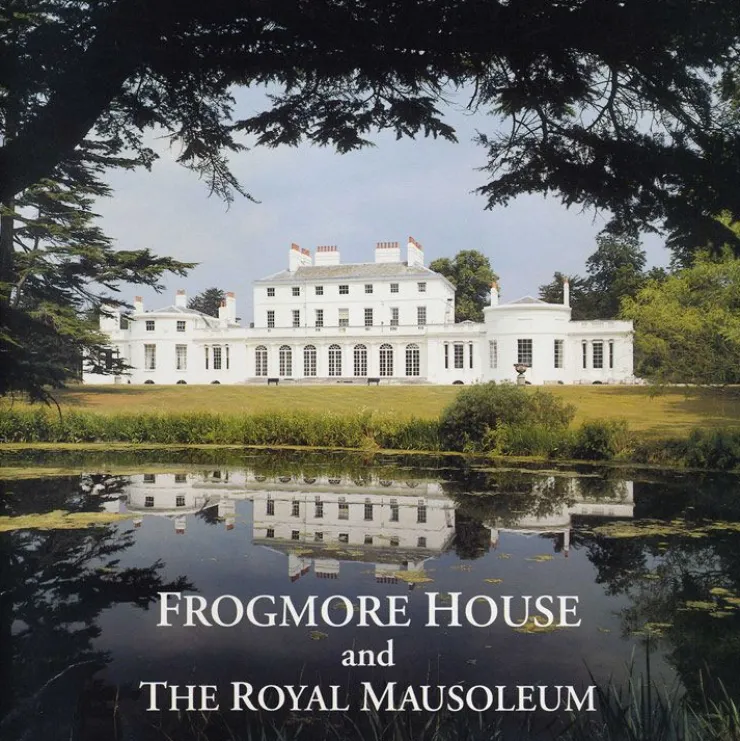 Frogmore House And The Royal Mausoleum*Royal Collection Shop Hot