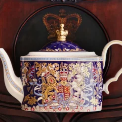 Longest Reigning Monarch 6 Cup Teapot*Royal Collection Shop Online